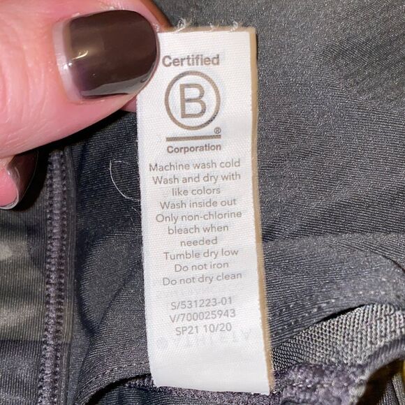 ATHLETA Ultimate Printed Camo Bra Olive Green Women’s Size Small - Picture 8 of 8